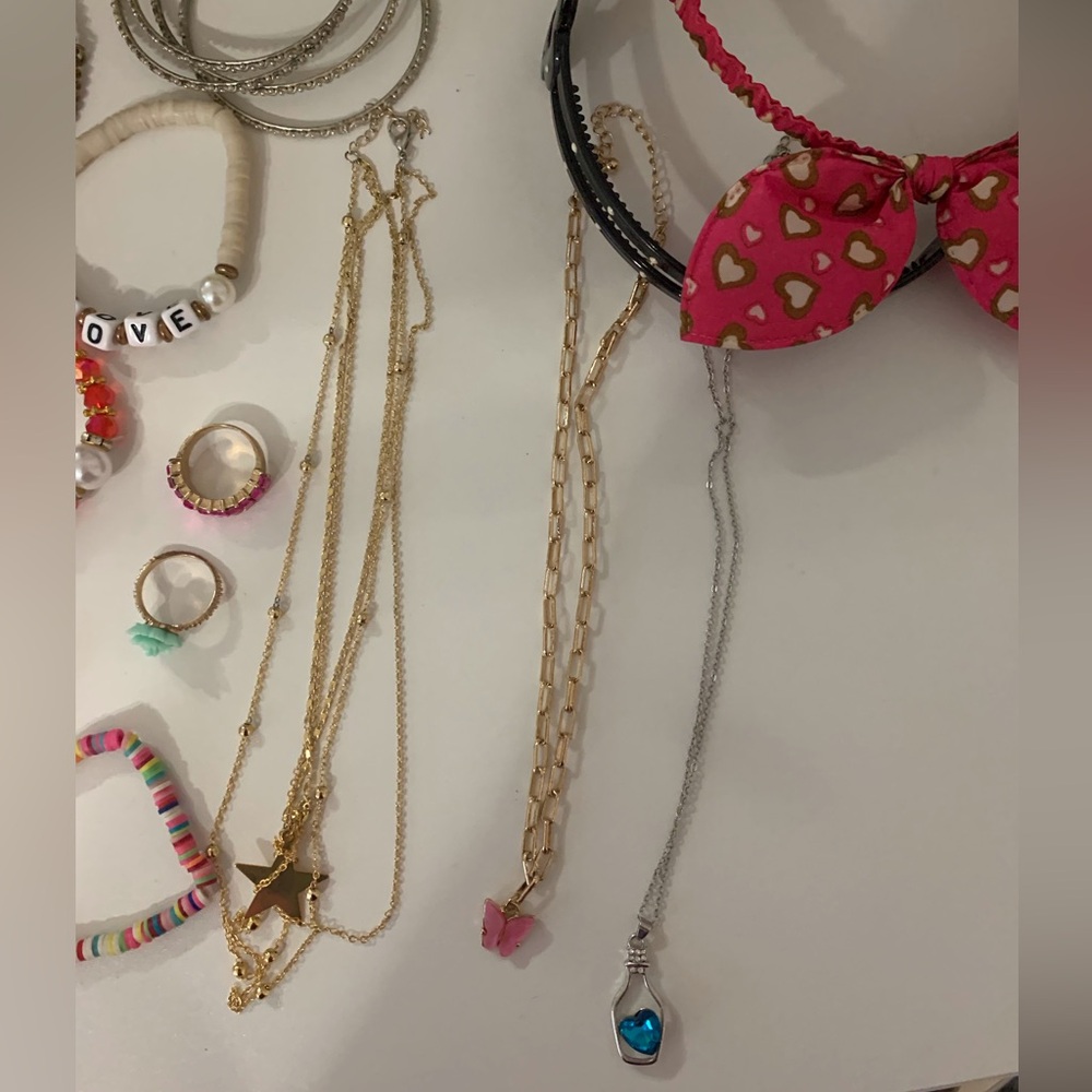 GIRLS Accessory BUNDLE - Picture 3 of 3